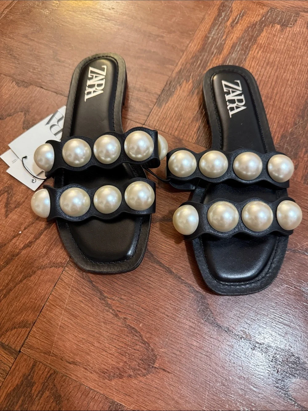 ZARA Black Slide Sandals with Pearl Trim Size 6 NWT - Picture 2 of 4